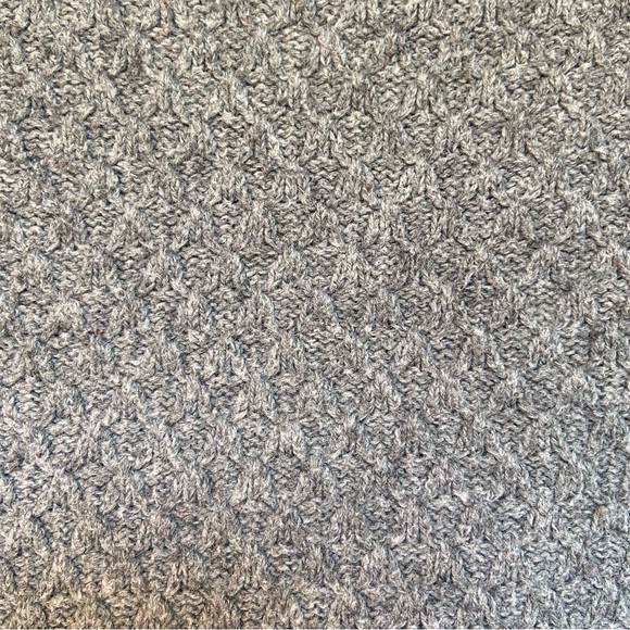 LOFT Women’s Sweater Size XL - Picture 7 of 8